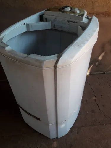 TANQUINHO GIGANTE 16 QUILOS USADA ÓTIMA