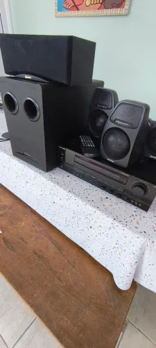 Vendo Home Theater Gradiente DPR-300 original e completo.