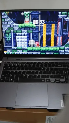 Notebook Samsung Book 4 