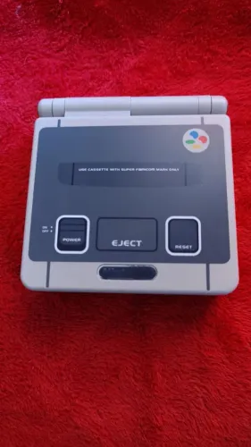 Game Boy Advance SP Super Famicom Mod + 1 Jogo + Carregador Original + Grip