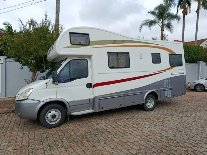 Iveco Daily 55c16 3.0 16V Turbo Diesel Mec. 2011