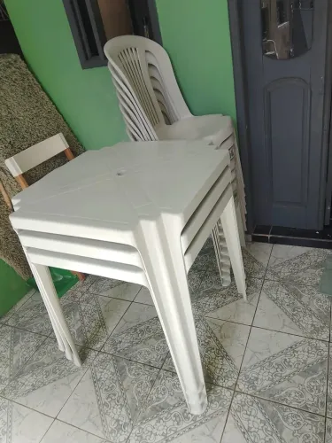 Jogos de cadeiras de plástico
