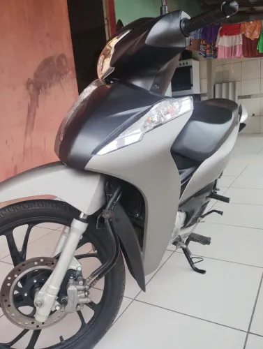 Biz 125, flex em dias quitada.