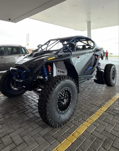 UTV POLARIS PRO R 2024