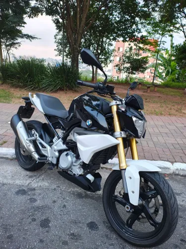 BMW G310 Muito novinha