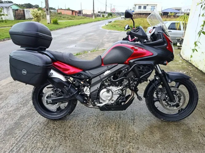 LindaVstron 650 2016 ABS vários acessórios