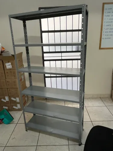 Estante de metal para lojas