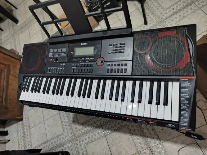 Vende Teclado Cassio Ctx 3000 seme novo