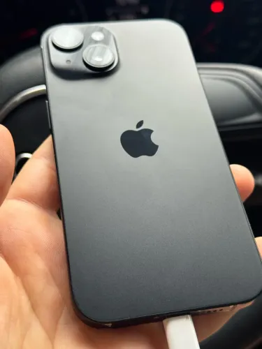 iPhone 15 128GB BLACK TITANIUM 