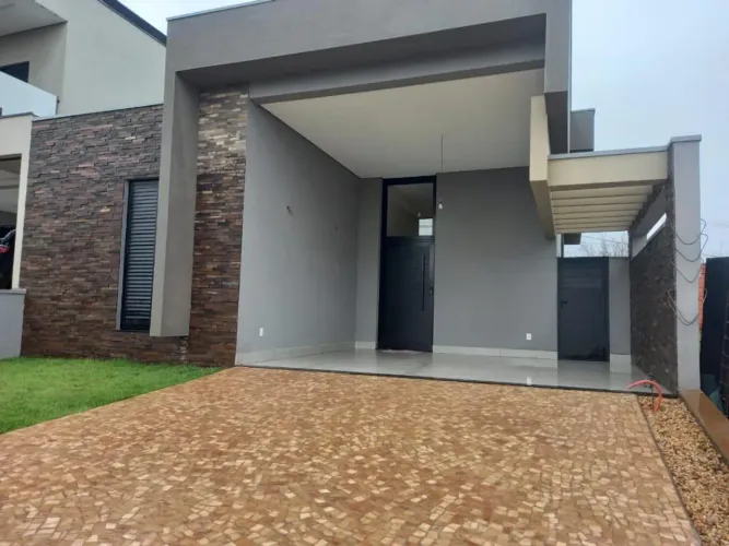 Casa com pe direito alto no Reserva Santa Ana | Só aqui na Rosa e Rangel