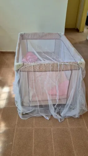CHIQUEIRO COM 2 BASES E LENÇÓIS