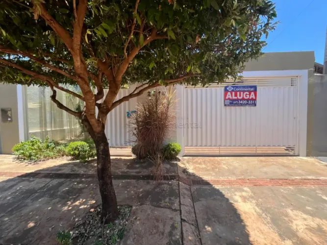Casa Residencial para Locação ou Venda em Dourados-MS