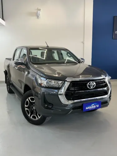 Toyota Hilux CD SRV 4X4 2.8 TDI Diesel Aut. 2022