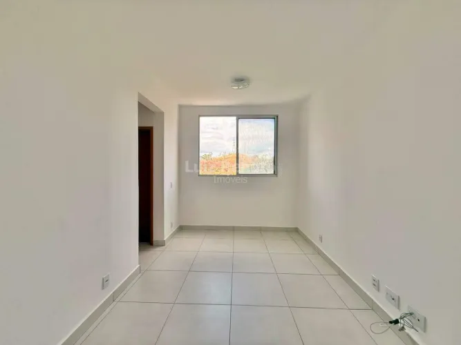 Apartamento à venda no bairro Fernão Dias