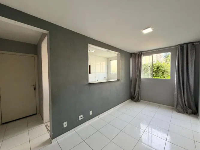 Apartamento com 2 quartos, 49 m² - venda por R$ 190.000 ou aluguel por R$ 1.100/mês - Spaz