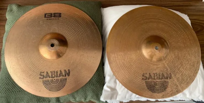 Kit de pratos Sabian B8 (+ bag e cachimbo)