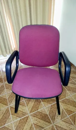 Cadeira escritório - R$ 200,00