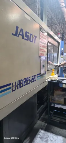 MÁQUINA INJETORA DE BORRACHA
