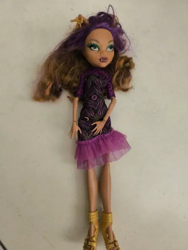 Boneca Clawdeen Wolf Monster high