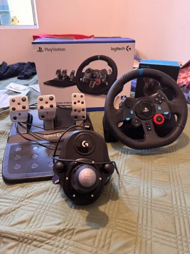 Volante logitech g29 com câmbio manual e pedais