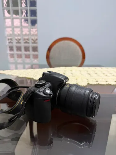 Câmera DSLR Nikon D3100