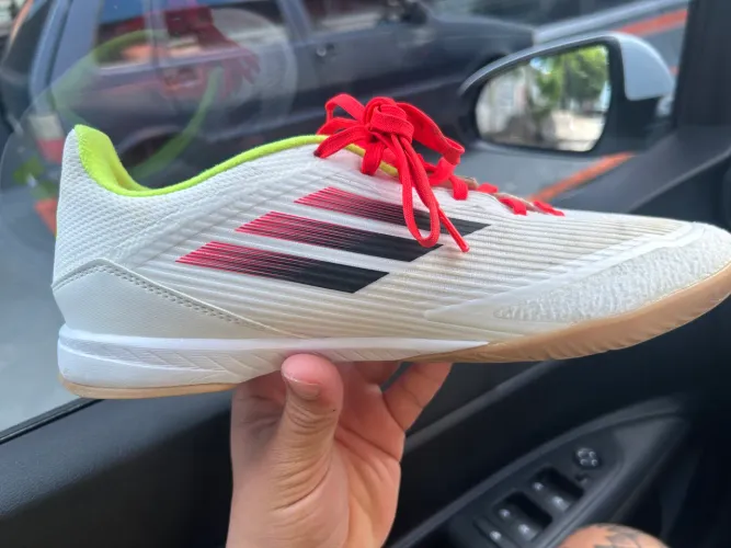 Chuteira de Futsal Adidas F50
