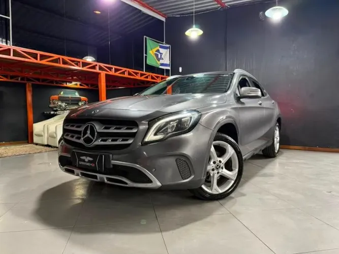 Mercedes-Benz GLA 200 Adv. 1.6/1.6 TB 16V Flex Aut. 2018