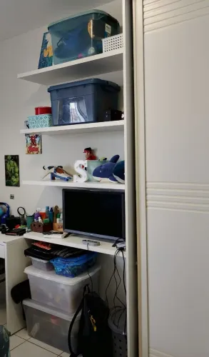 Prateleiras MDF novas sem avarias 