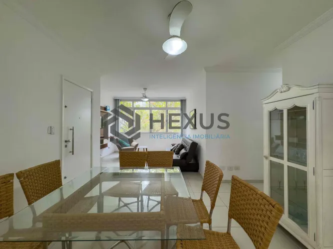 Apartamento mobiliado a uma quadra da Praia das Pitangueiras, Guaruja