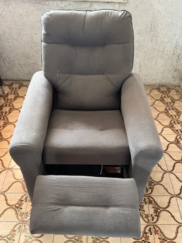 Poltrona cadeira de amamentação 