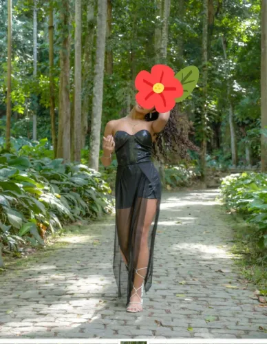 macaquinho de paete com saia longa transpate - Tam P - Preto