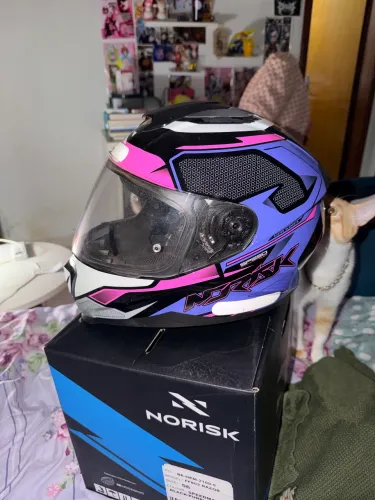 Capacete Norisk - Seminovo na caixa