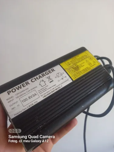 Carregador 24s 100.8v Litio