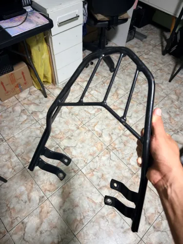 Suporte baú master reforçado menos de um mês de uso 