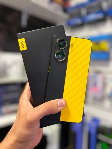 POCO X7 Pro 512GB - 24GB RAM (12GB + 12GB Expansão) Semi-Novo