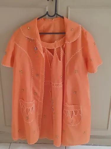 Conjunto vintage de camisola com penhoar