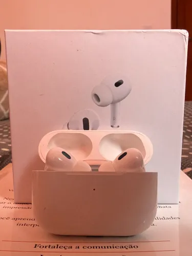 AirPods