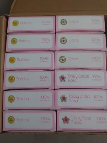 Brincos Studex para bebês 