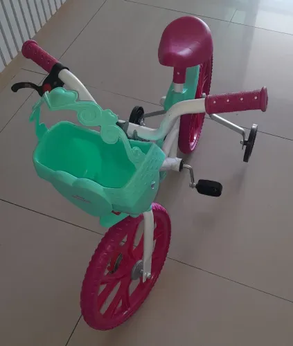 EXCLUSIVO - Bicicleta - Disney - Princesas - Ariel - Aro 14 - Bandeirante