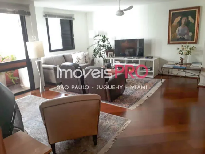 Apartamento 240m² com 3 dormitórios para Venda em Moema