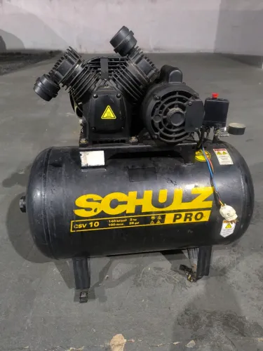 Compressor de ar - SCHULZ 100 litros
