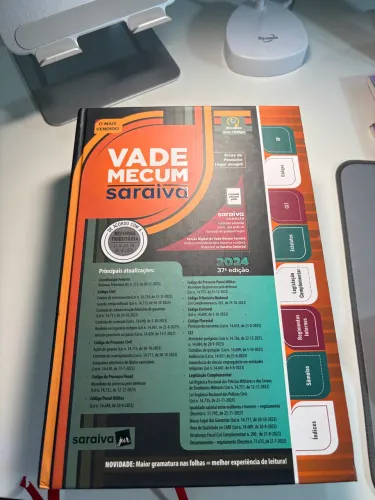 Vade Mecum Saraiva 2024 (grande) - estado de novo