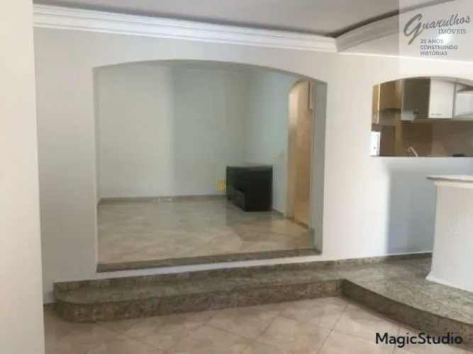 CASA TÉRREA Á VENDA, 355M², 2 SUITES, 5 VAGAS, PISCINA, VILA FLORIDA