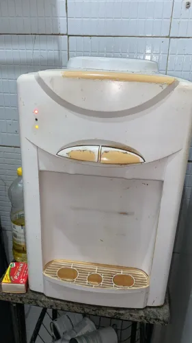 Bebedouro c/ compressor