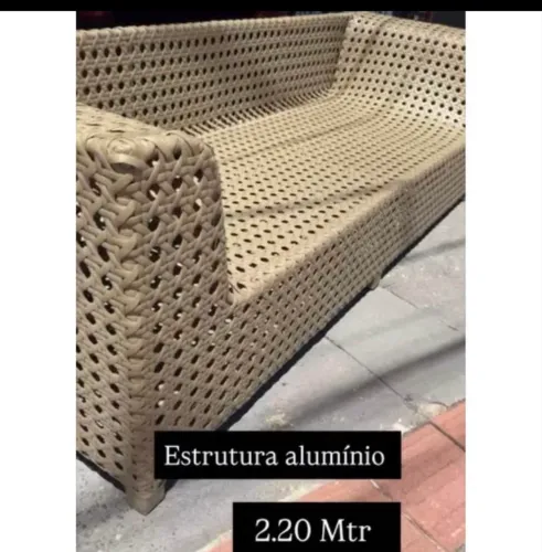 Sofá alumínio