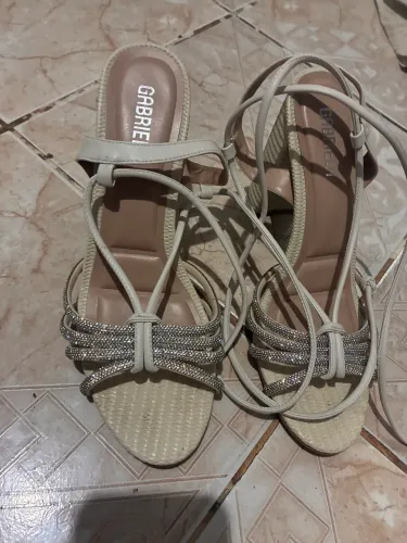 Sapatos diversos 