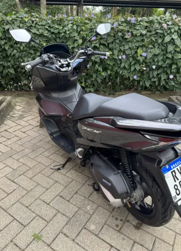 Vendo linda PCX 160 2024