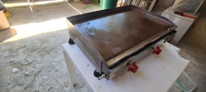 Chapa Industrial a Gás 60x40 Inox 2 Queimadores - Profissional
