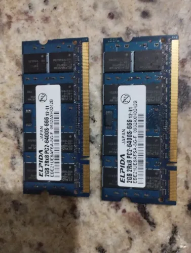 Memória Ddr2 8400s (2 pentes de 2gb total de 4gb)