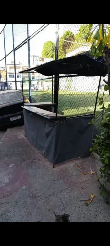 Barraca e carrinho de lanche 